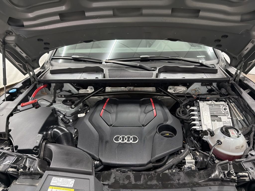 Used 2024 Audi SQ5 Premium Plus w/ Premium Plus Package image 32