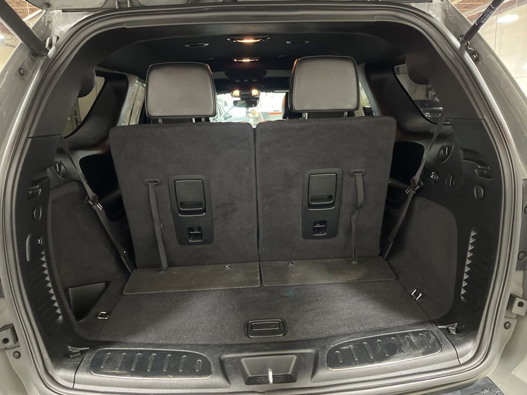 Used 2021 Dodge Durango R/T w/ Technology Group AWD/4WD image 8