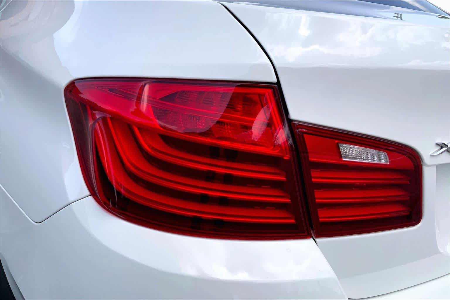 Used 2014 BMW 535i xDrive Sedan AWD/4WD image 29