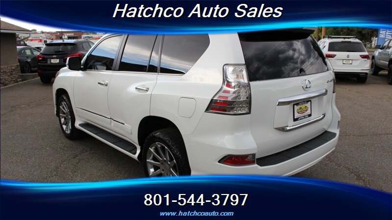 Used 2016 Lexus GX 460 w/ Comfort Package AWD/4WD image 3