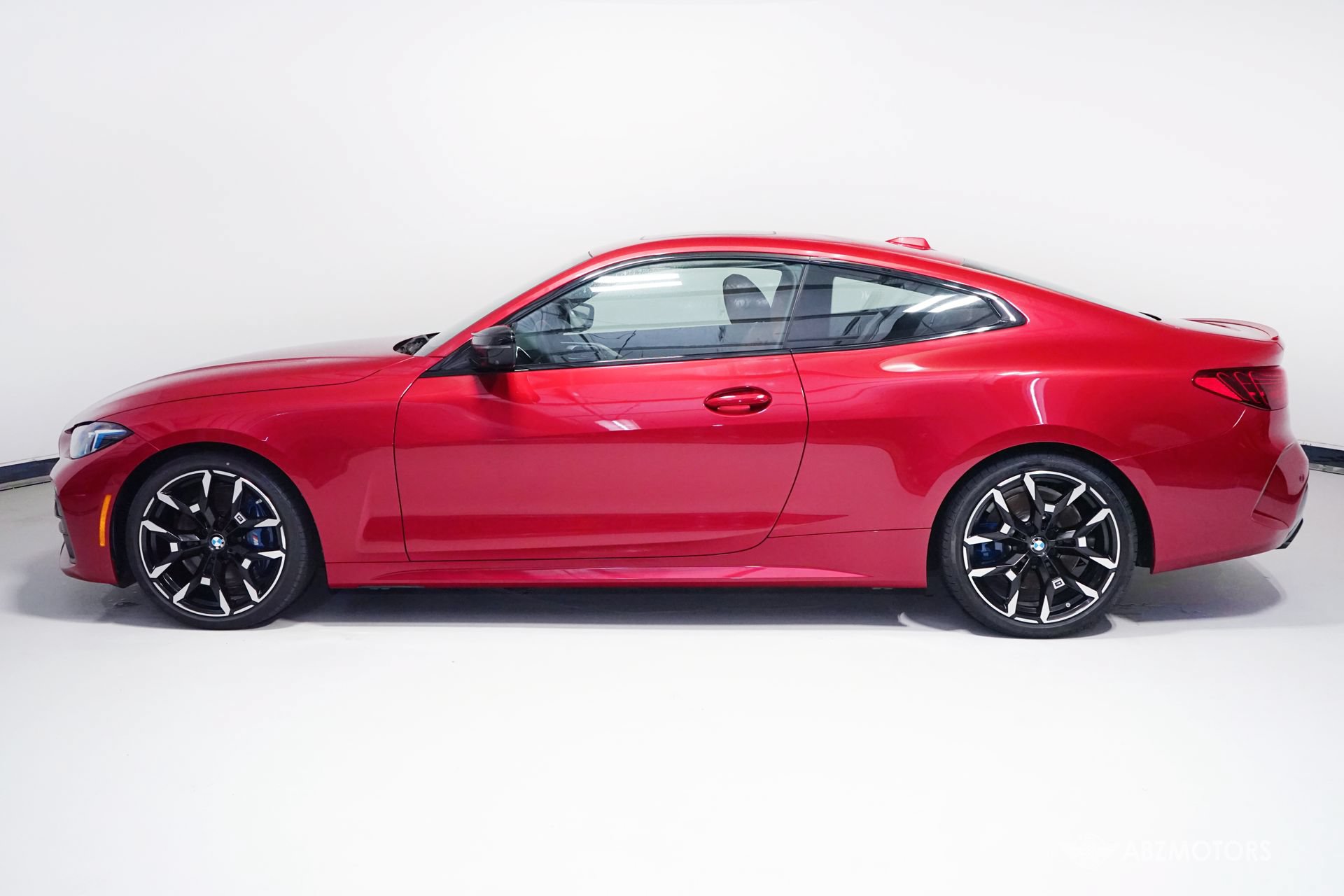 Used 2025 BMW M440i Coupe RWD image 4