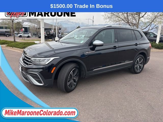 Certified 2024 Volkswagen Tiguan Wolfsburg Edition w/ Panoramic Sunroof Package AWD/4WD image 3