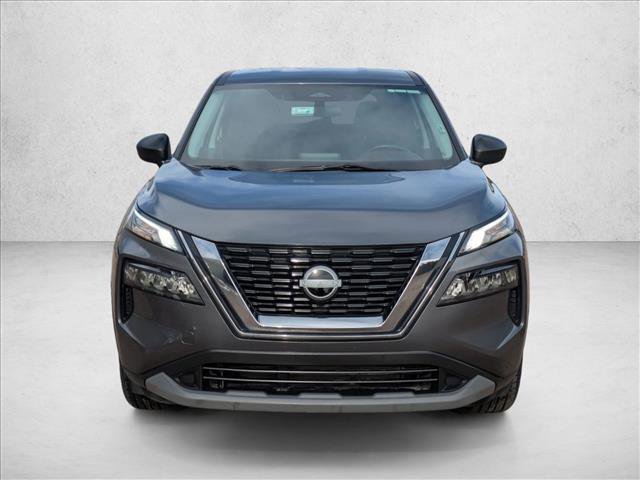 Used 2023 Nissan Rogue S image 2