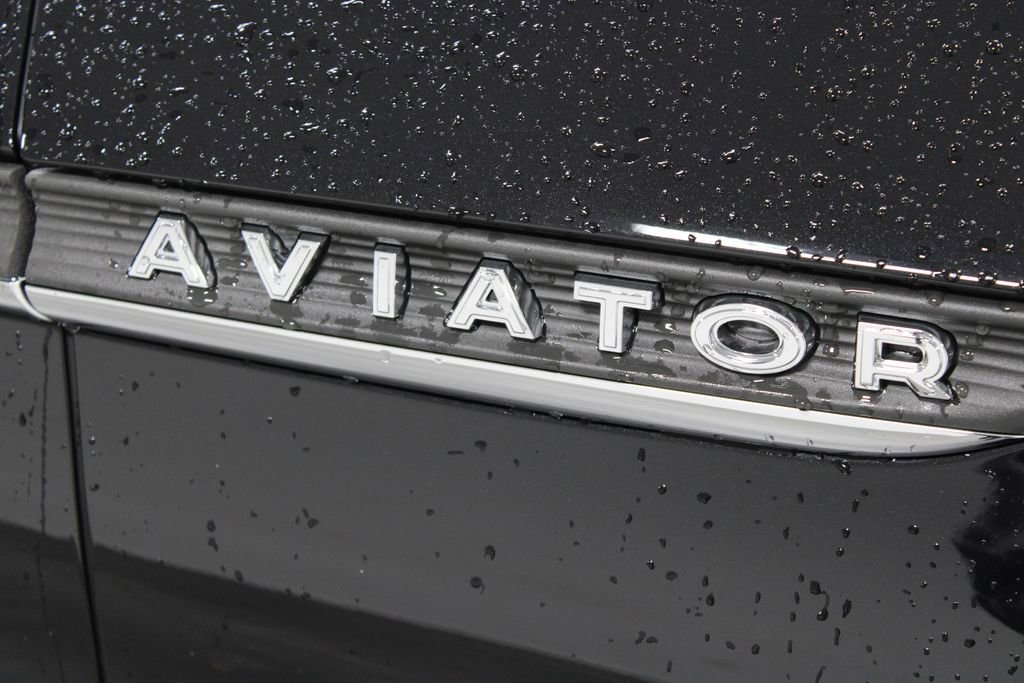 New 2026 Lincoln Aviator AWD image 11