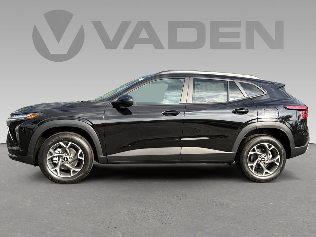 Used 2025 Chevrolet Trax LT w/ LT Convenience Package FWD image 7