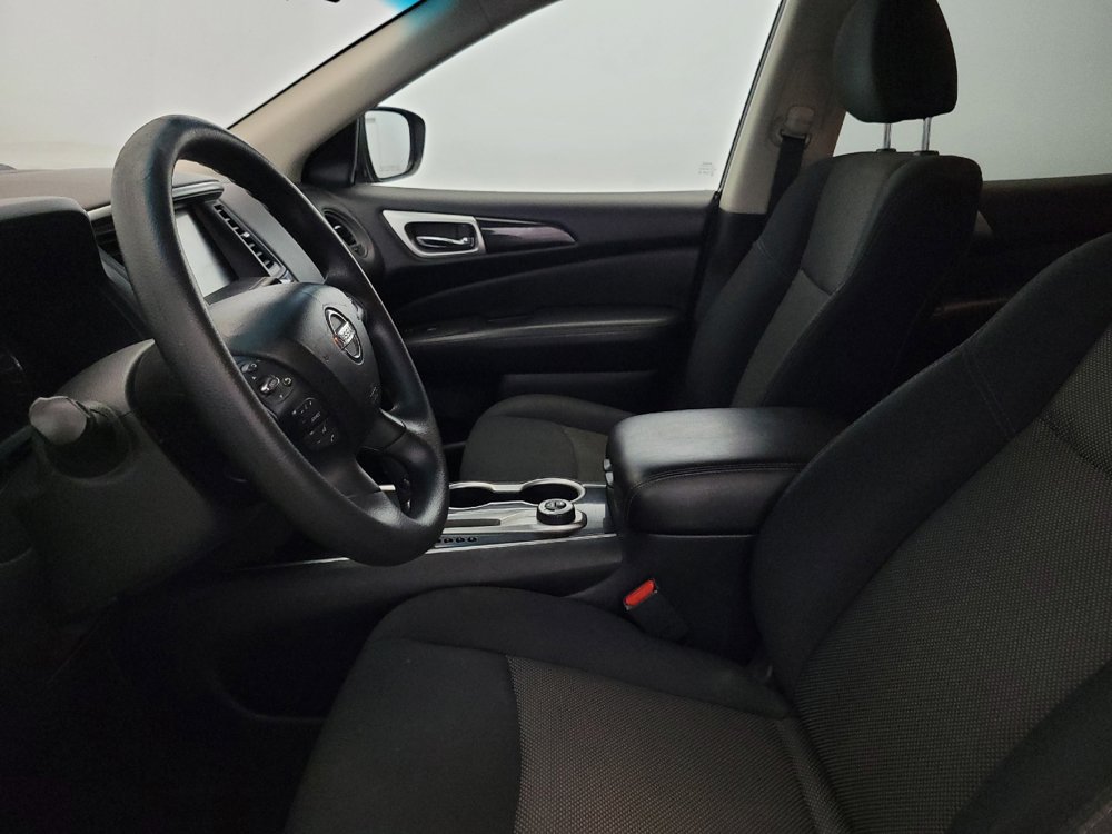Used 2019 Nissan Pathfinder S AWD/4WD image 17