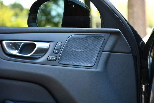 New 2027 Volvo XC60 B5 Ultra AWD/4WD image 11