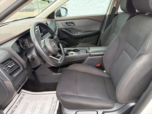 Used 2023 Nissan Rogue S FWD image 10