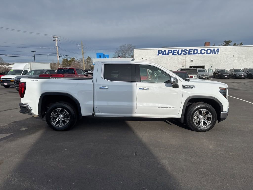 Used 2025 GMC Sierra 1500 SLT image 2