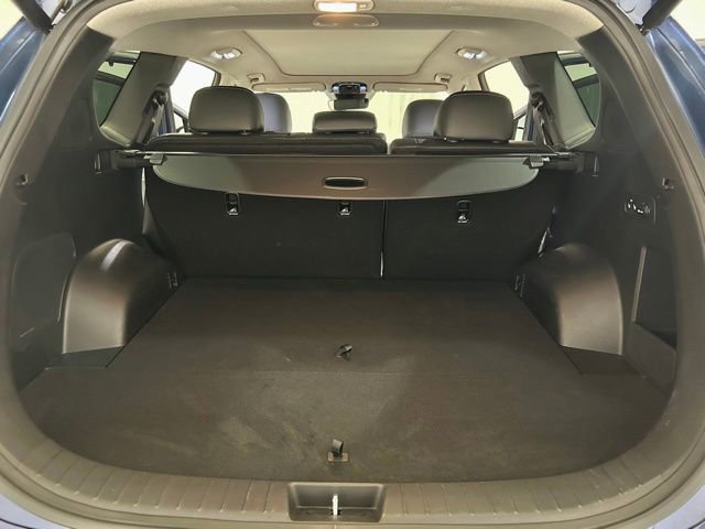 Used 2023 Hyundai Santa Fe Limited image 16