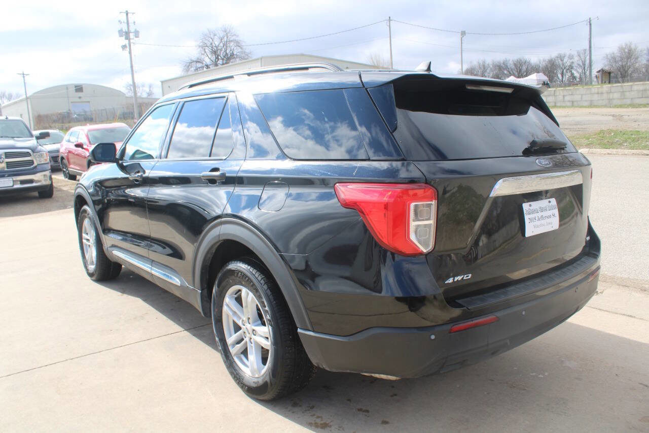 Used 2022 Ford Explorer XLT image 6