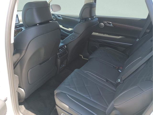 Used 2025 Genesis GV80 3.5T Prestige image 20