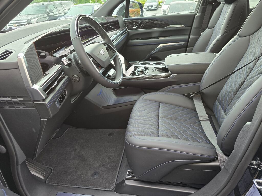 New 2025 Cadillac Escalade IQ Luxury 1 image 24