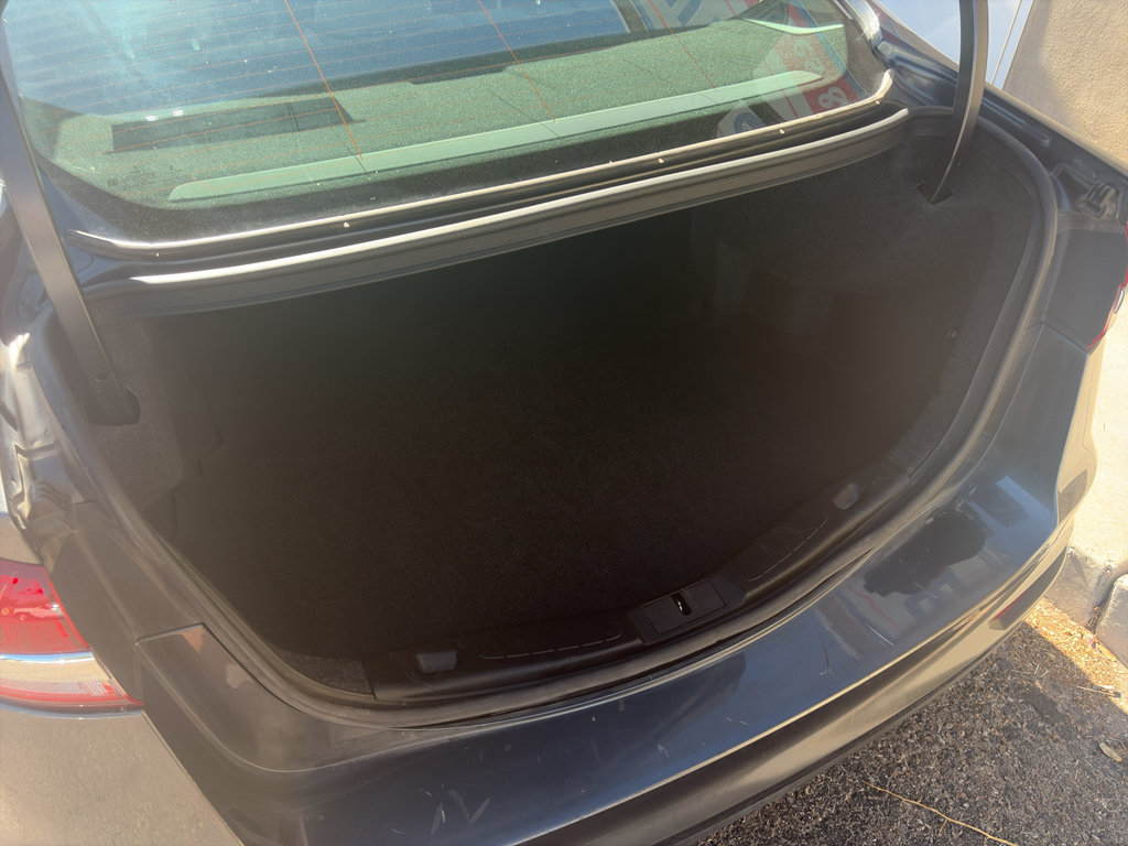 Used 2020 Ford Fusion S FWD image 12