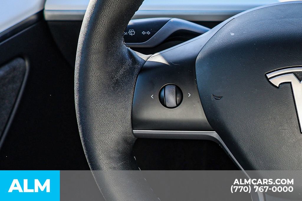 Used 2024 Tesla Model Y Long Range image 35