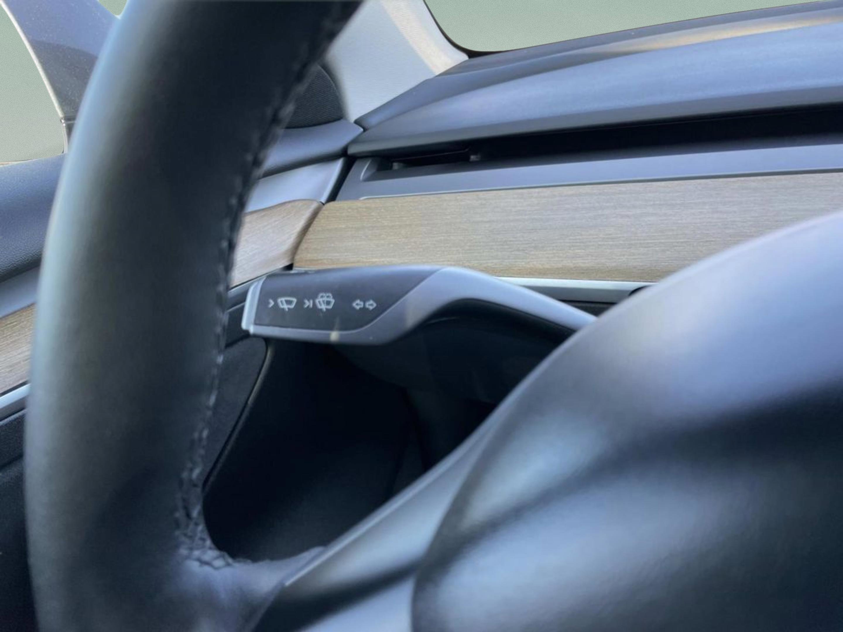 Used 2022 Tesla Model 3 Performance image 27