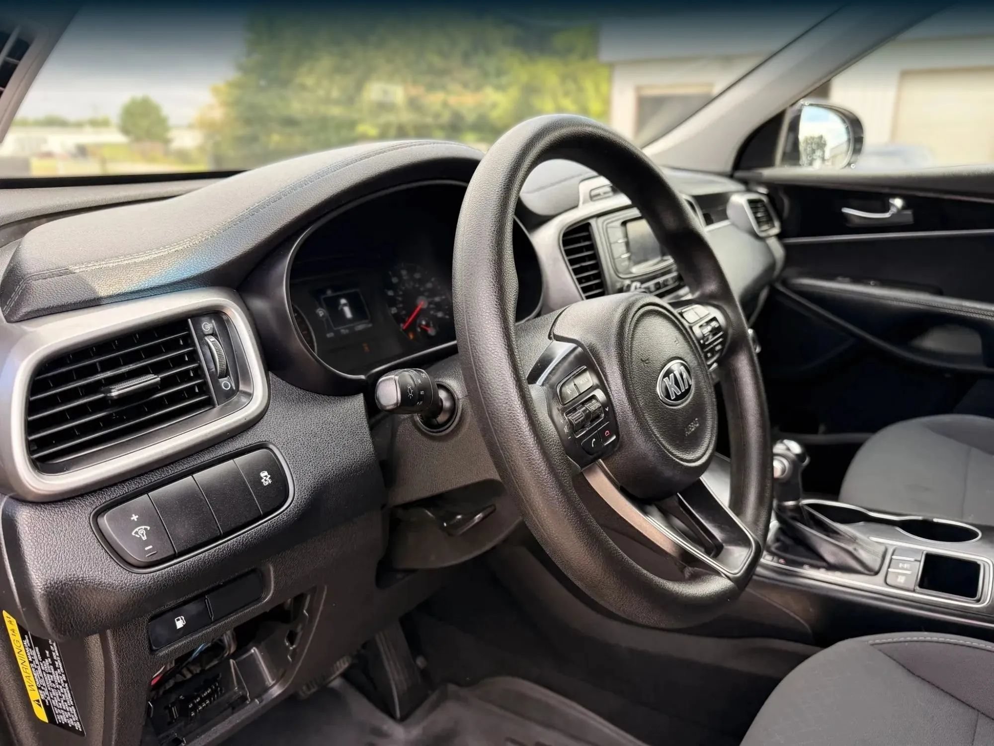 Used 2017 Kia Sorento AWD image 17
