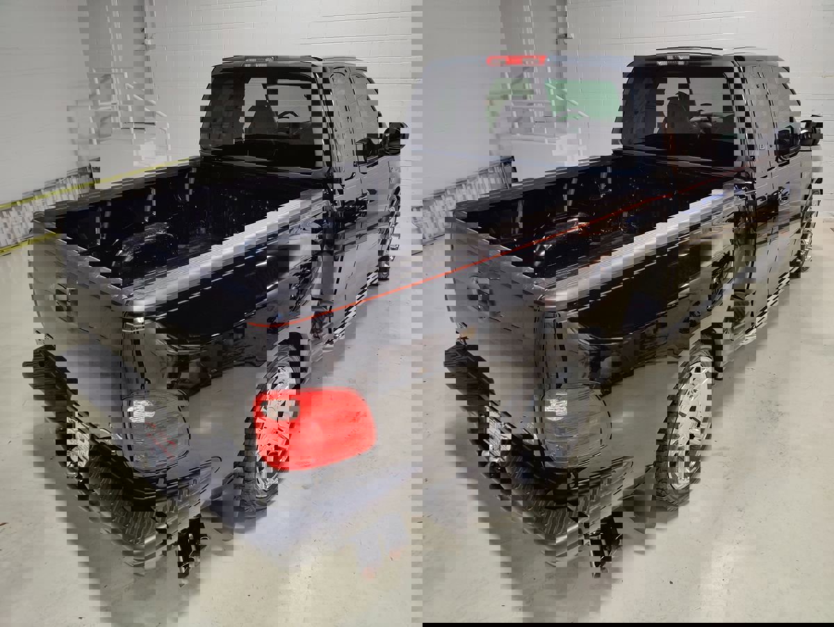 Used 2000 Ford F150 Harley-Davidson image 6