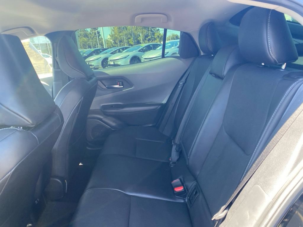 Used 2023 Toyota Prius XLE image 10