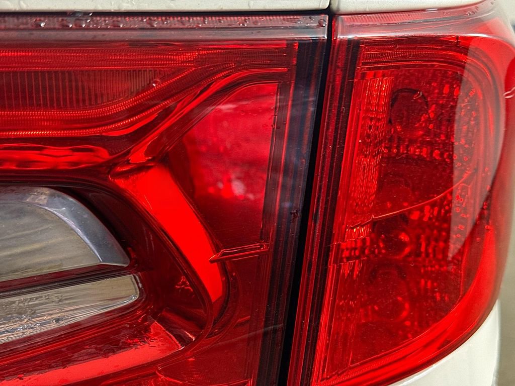 Used 2018 Honda Odyssey EX-L image 34