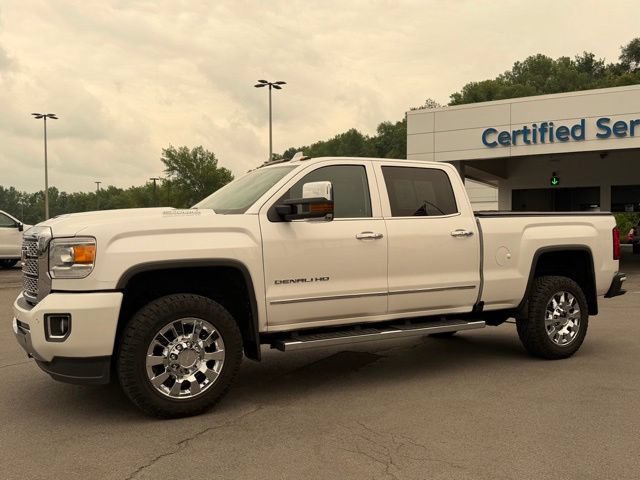 Used 2018 GMC Sierra 2500 Denali AWD/4WD image 4