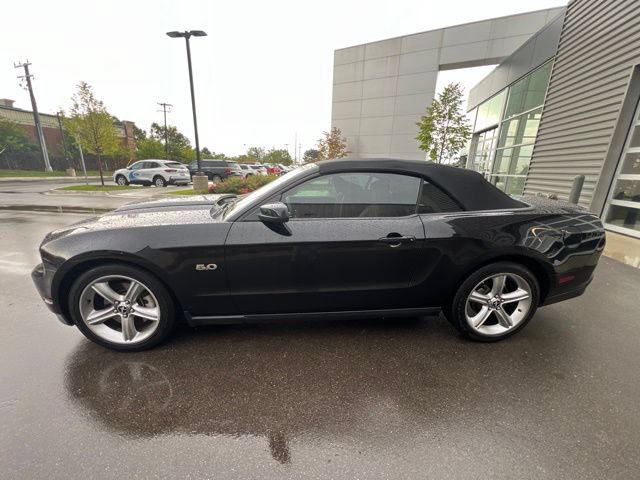 Used 2011 Ford Mustang GT Premium RWD image 8