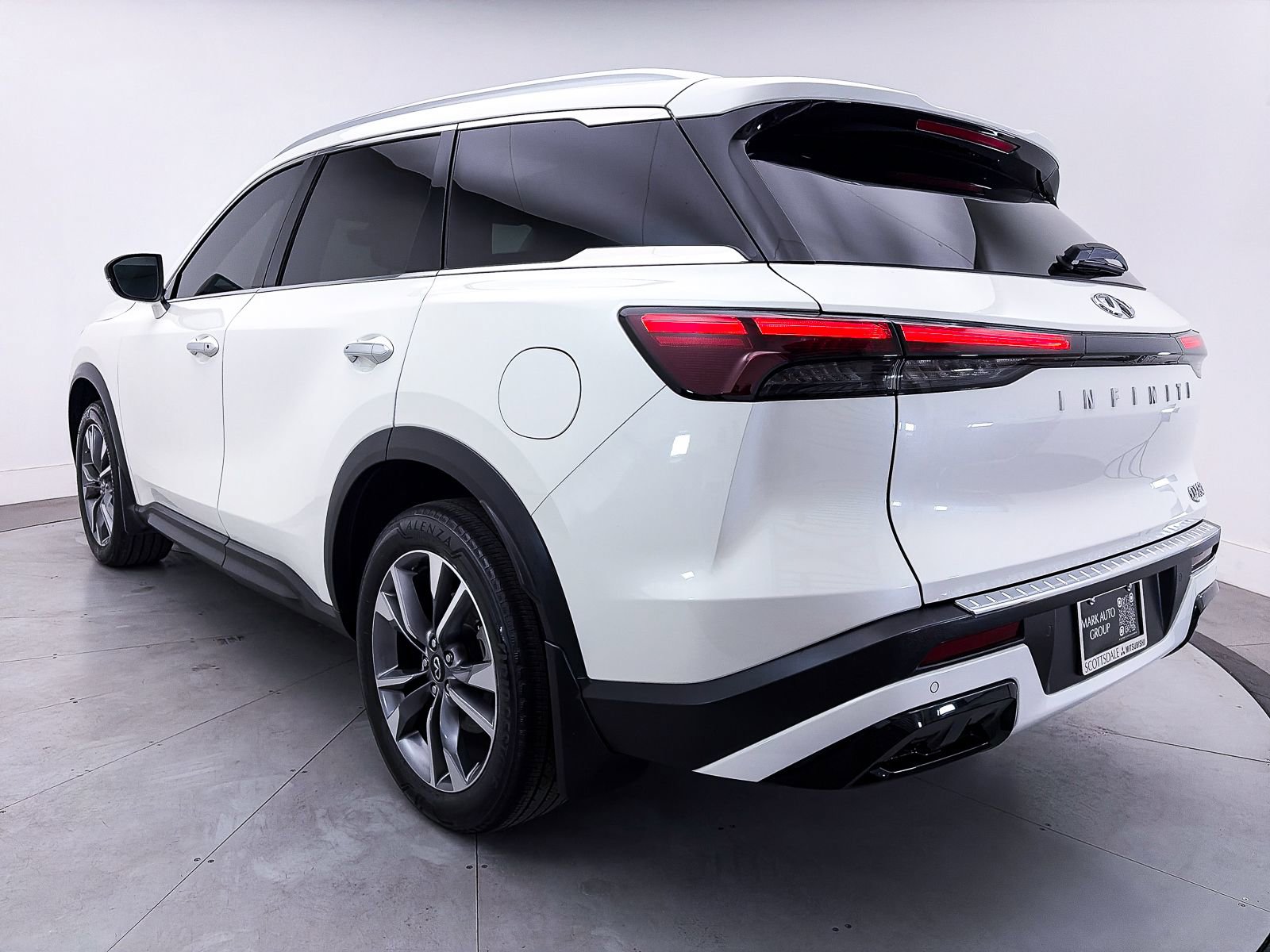 Used 2023 INFINITI QX60 Luxe w/ Cargo Package image 13