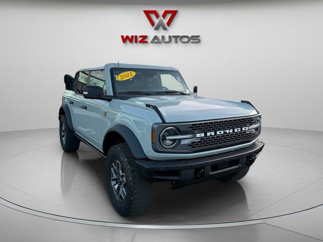 Used 2021 Ford Bronco Badlands image 11