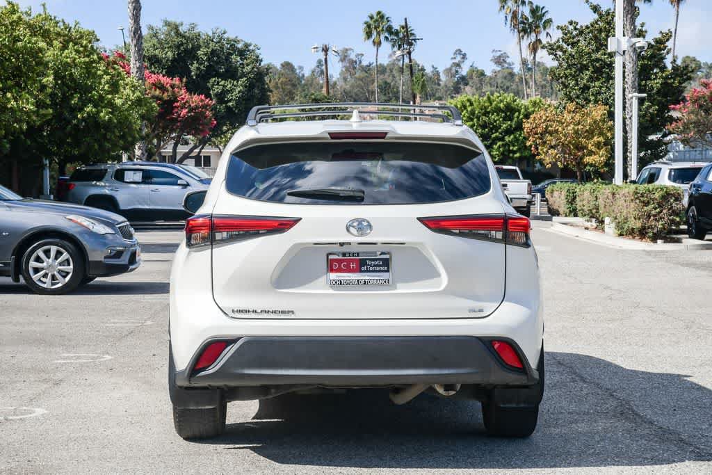 Used 2021 Toyota Highlander XLE FWD image 8