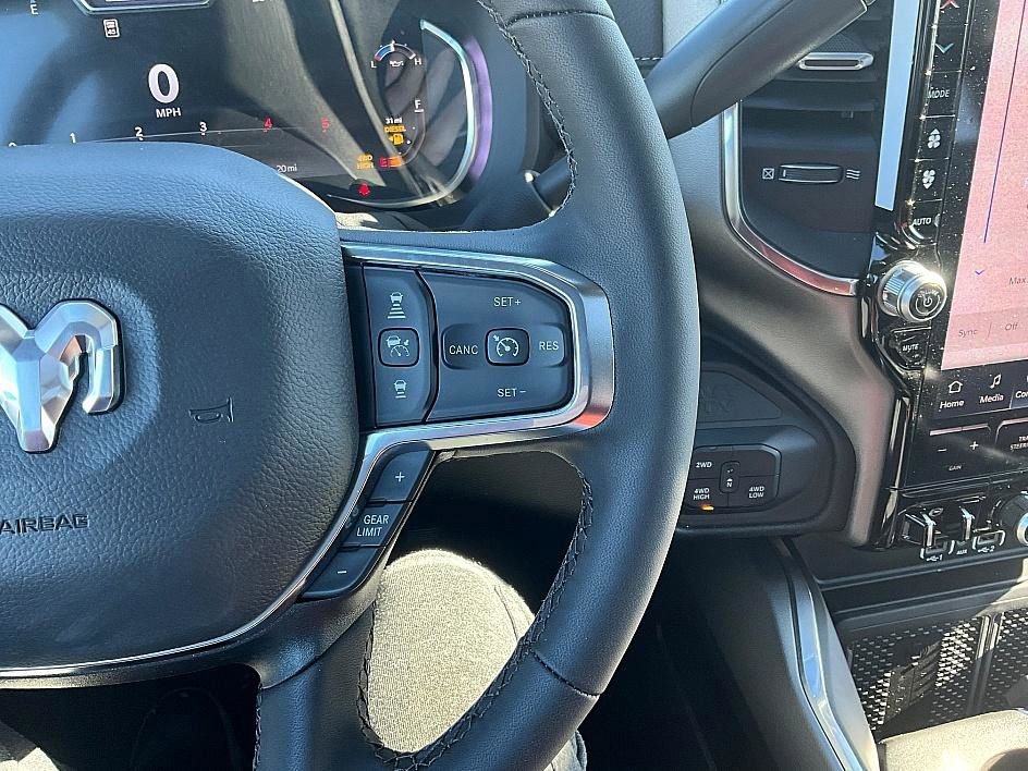 New 2026 RAM 3500 Laramie AWD/4WD image 23