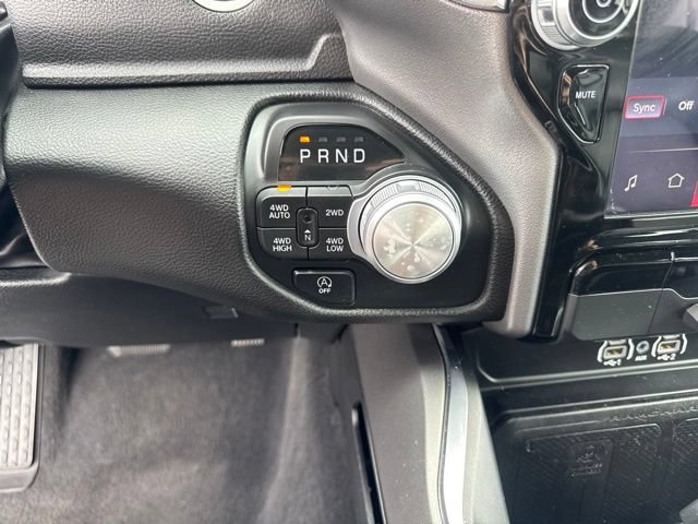 Used 2025 RAM 1500 Laramie AWD/4WD image 24