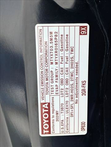 Used 2021 Toyota Highlander XLE FWD image 25