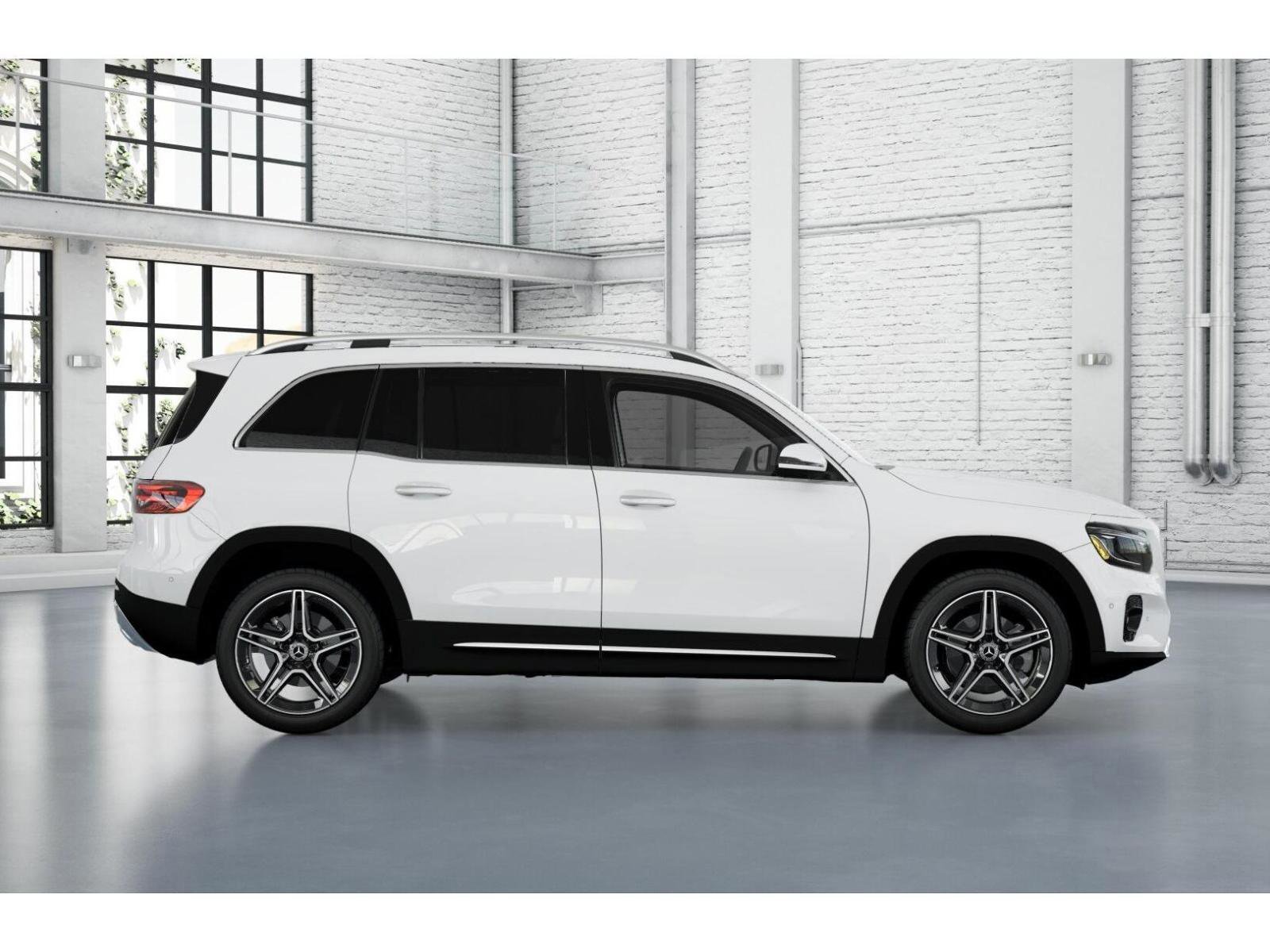 New 2026 Mercedes-Benz GLB 250 4MATIC image 2