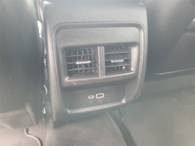 Used 2022 Cadillac XT4 Premium Luxury w/ Safety Alert Package image 28