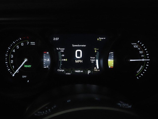 Used 2025 Jeep Wrangler 4xe Sahara w/ Safety Group AWD/4WD image 18