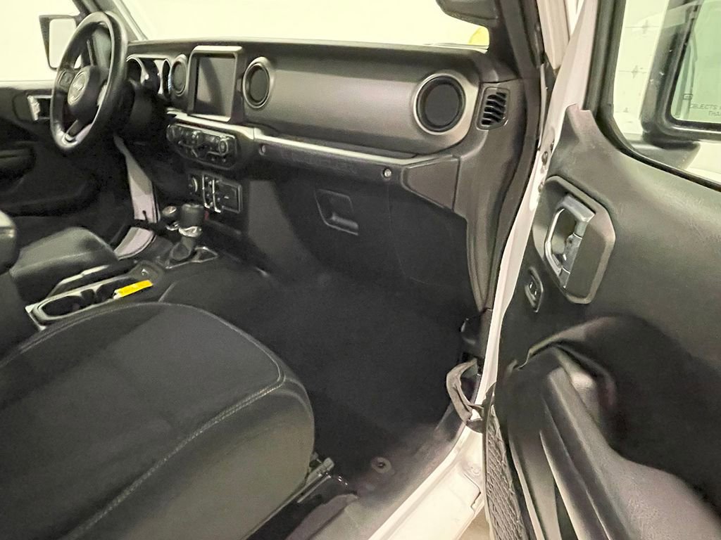 Used 2021 Jeep Wrangler Unlimited Sport image 24