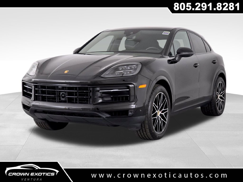 Used 2024 Porsche Cayenne S AWD/4WD image 3