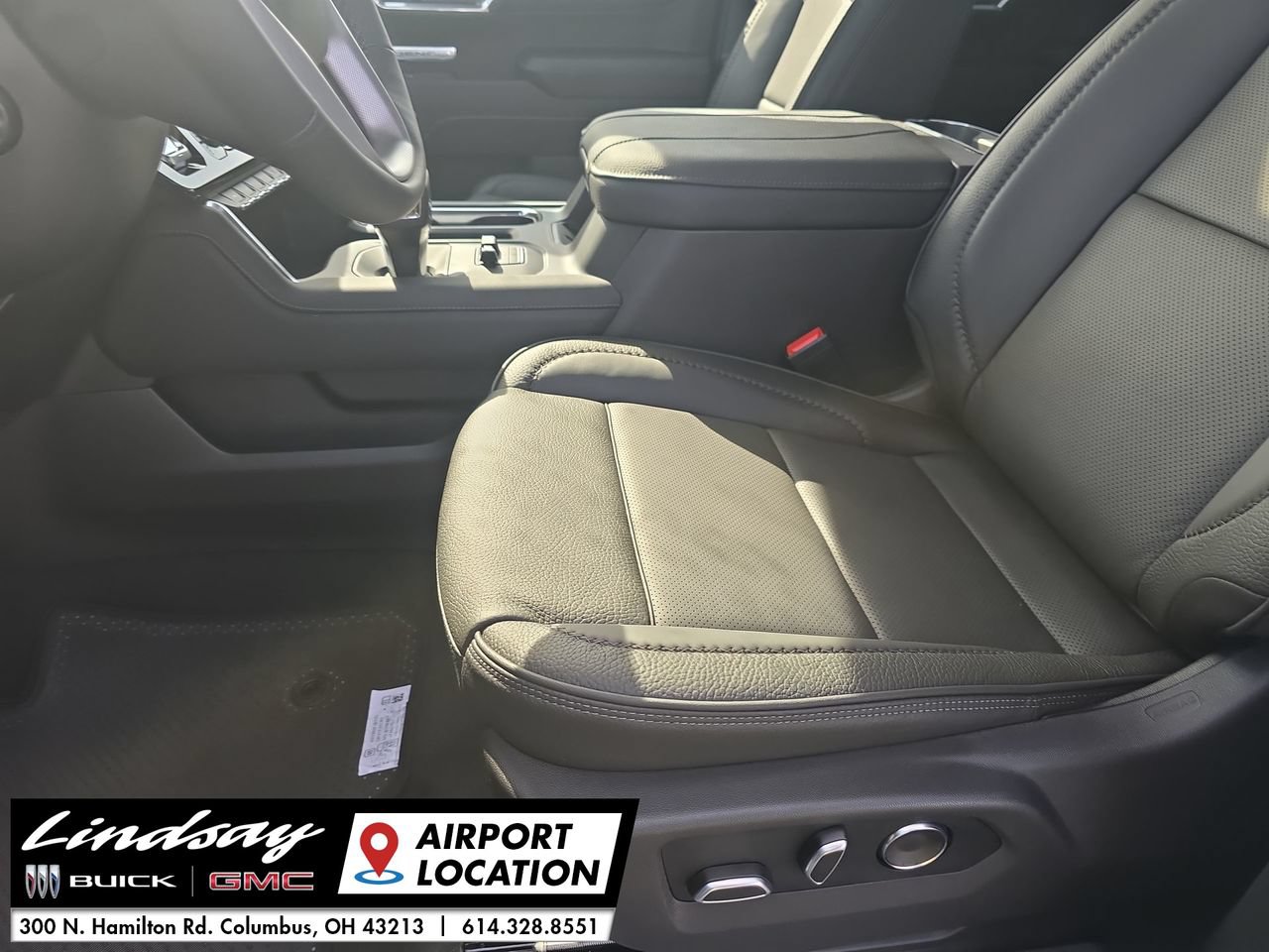 New 2026 GMC Sierra 1500 Denali w/ Denali Reserve Package AWD/4WD image 21