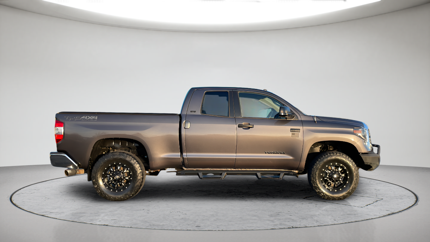 Certified 2019 Toyota Tundra SR5 w/ TRD Off Road Package AWD/4WD image 4