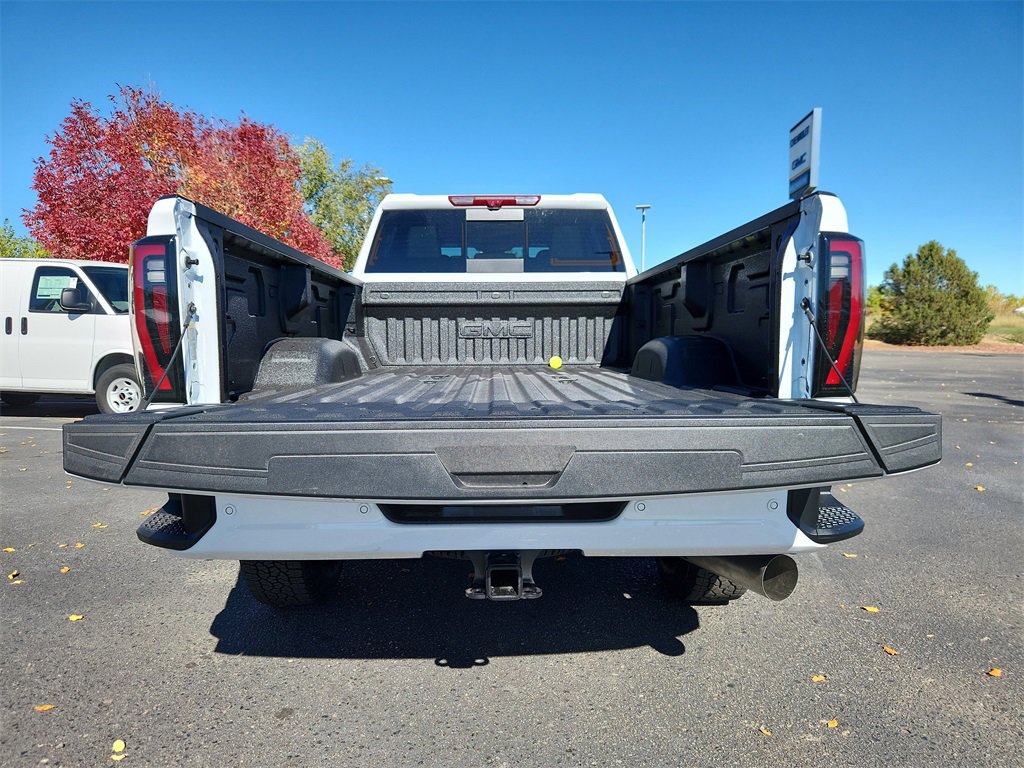 New 2026 GMC Sierra 2500 AT4 w/ AT4 Premium Plus Package image 10
