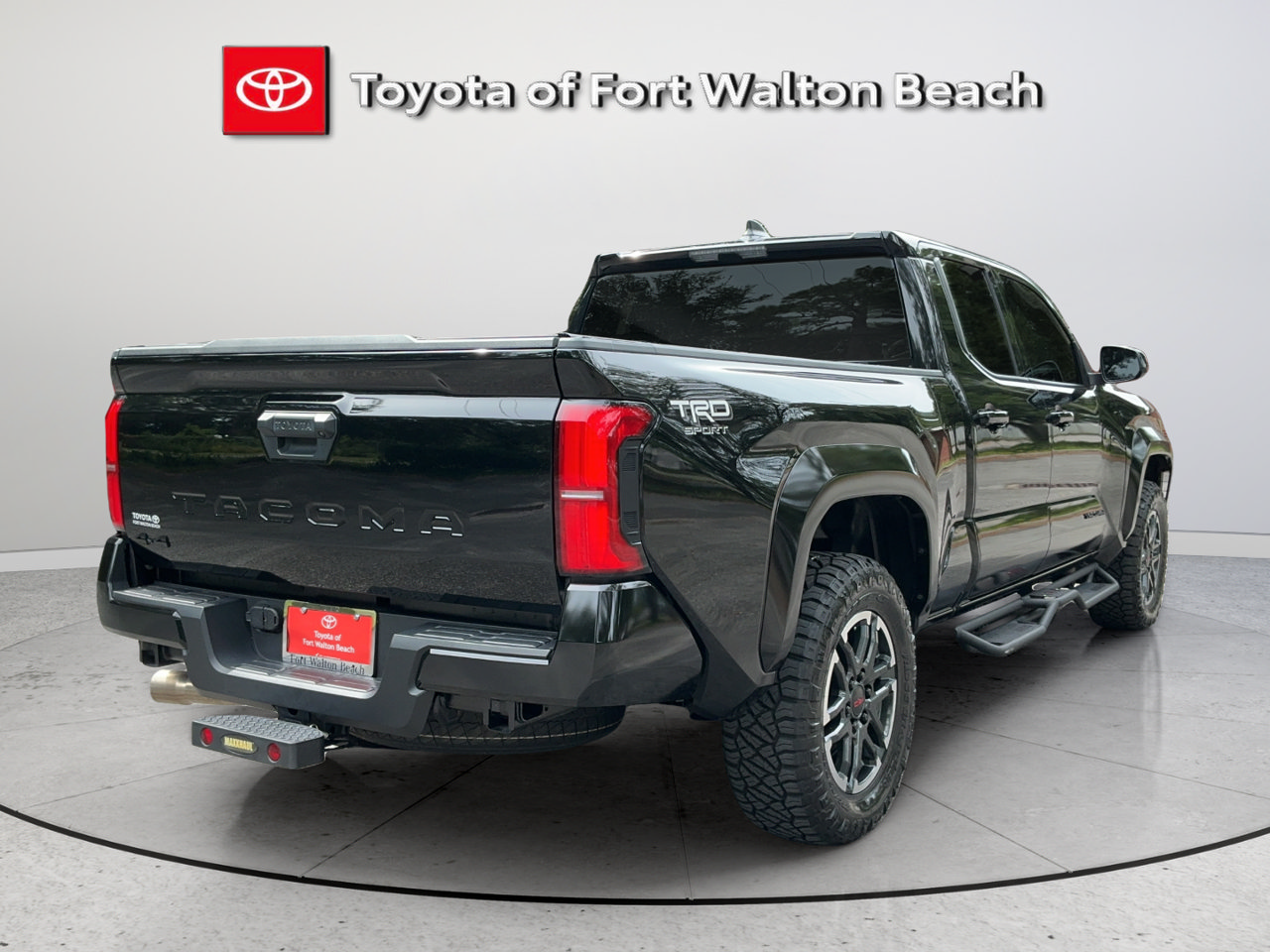 Used 2026 Toyota Tacoma TRD Sport AWD/4WD image 4
