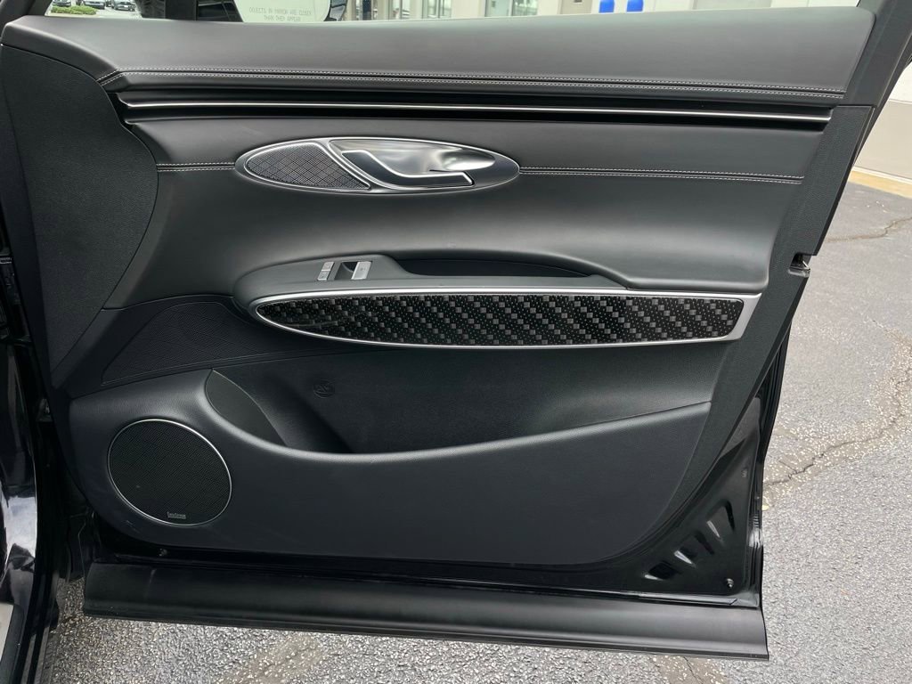 Used 2023 Genesis GV70 3.5T Sport w/ Sport Prestige Package image 30