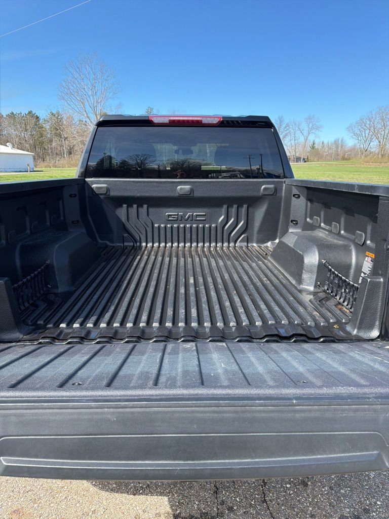 Used 2024 GMC Sierra 1500 Elevation w/ X31 Off-Road Package AWD/4WD image 18