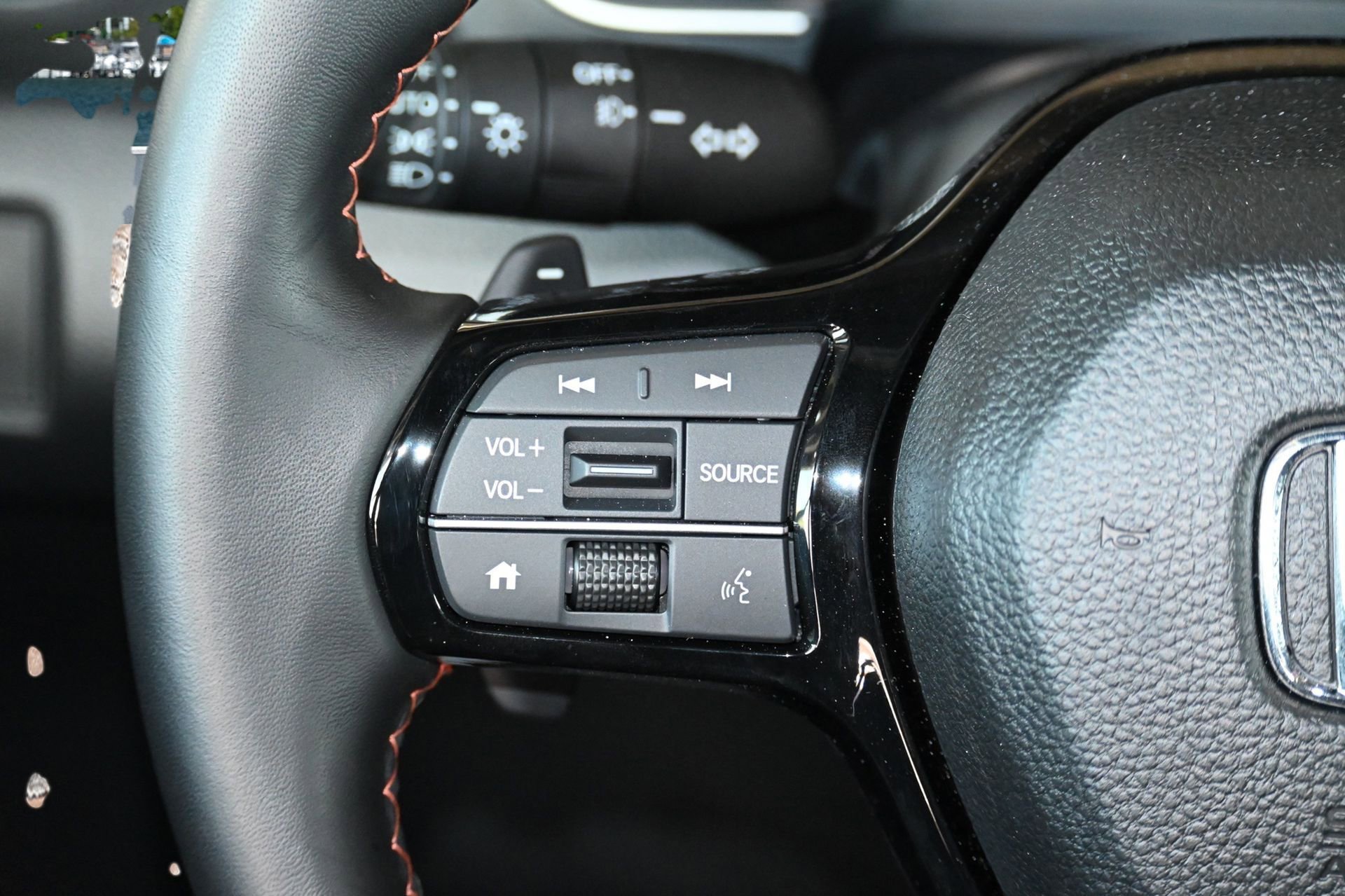 New 2025 Honda Pilot Sport image 26