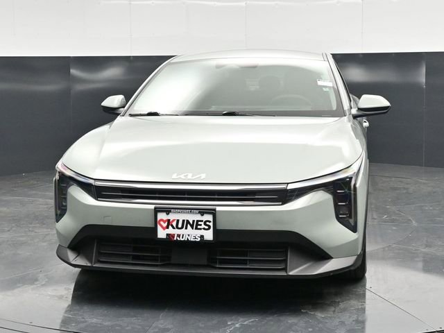 Used 2025 Kia K4 LXS image 2