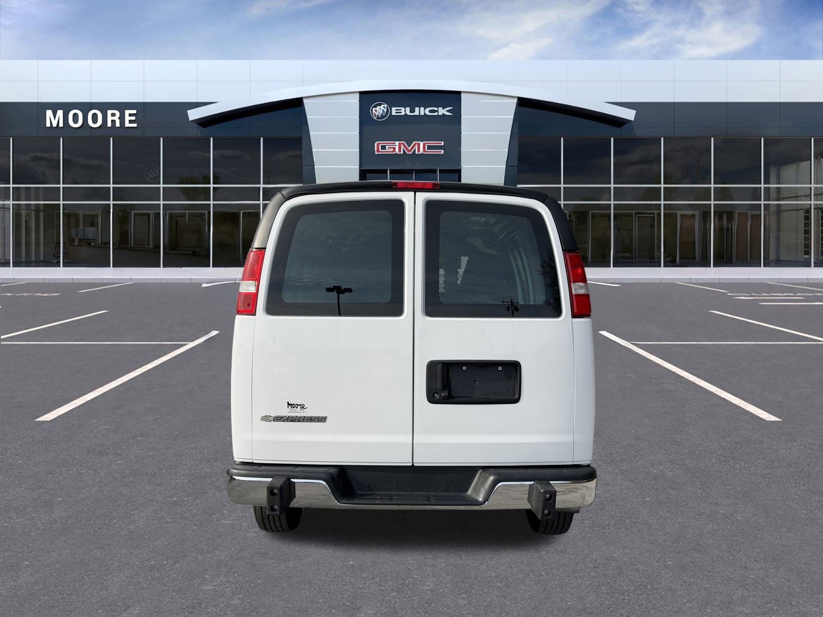 Used 2024 Chevrolet Express 2500 Work Van w/ Driver Convenience Package image 8