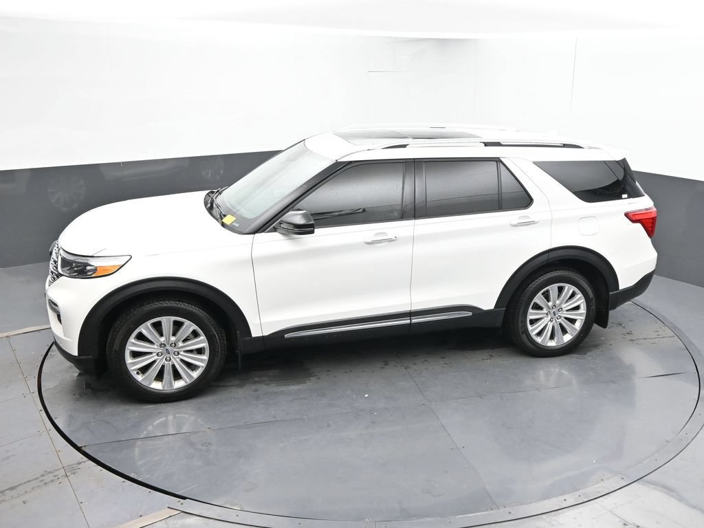 Used 2024 Ford Explorer Limited w/ Limited Technology Package AWD/4WD image 18