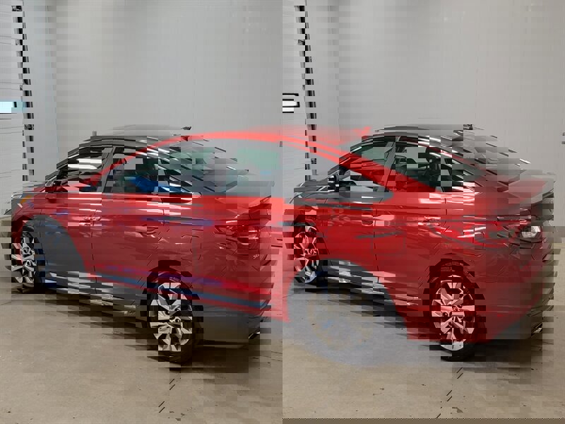 Used 2017 Hyundai Sonata Sport w/ Value Edition Package 02 image 4
