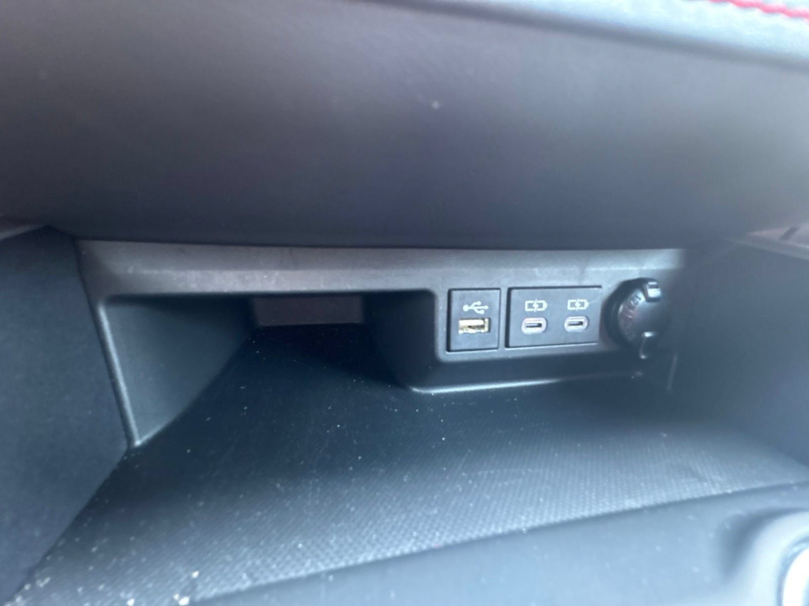 Used 2023 Toyota Highlander XSE FWD image 28