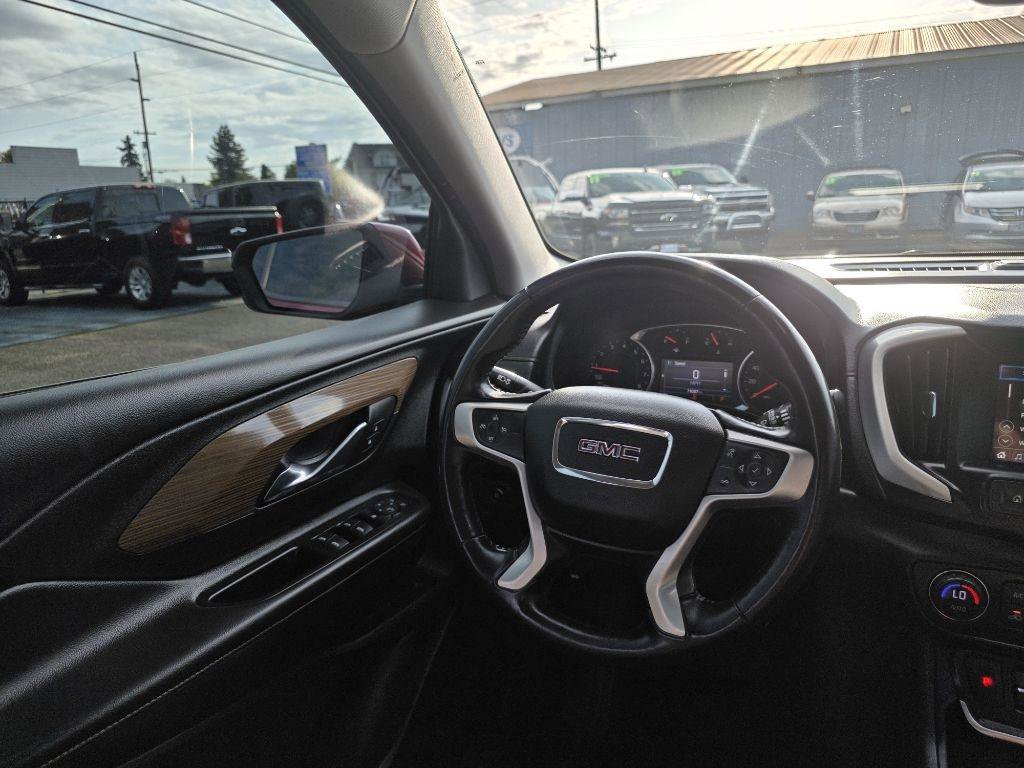 Used 2019 GMC Terrain SLE w/ Driver Convenience Package FWD image 13
